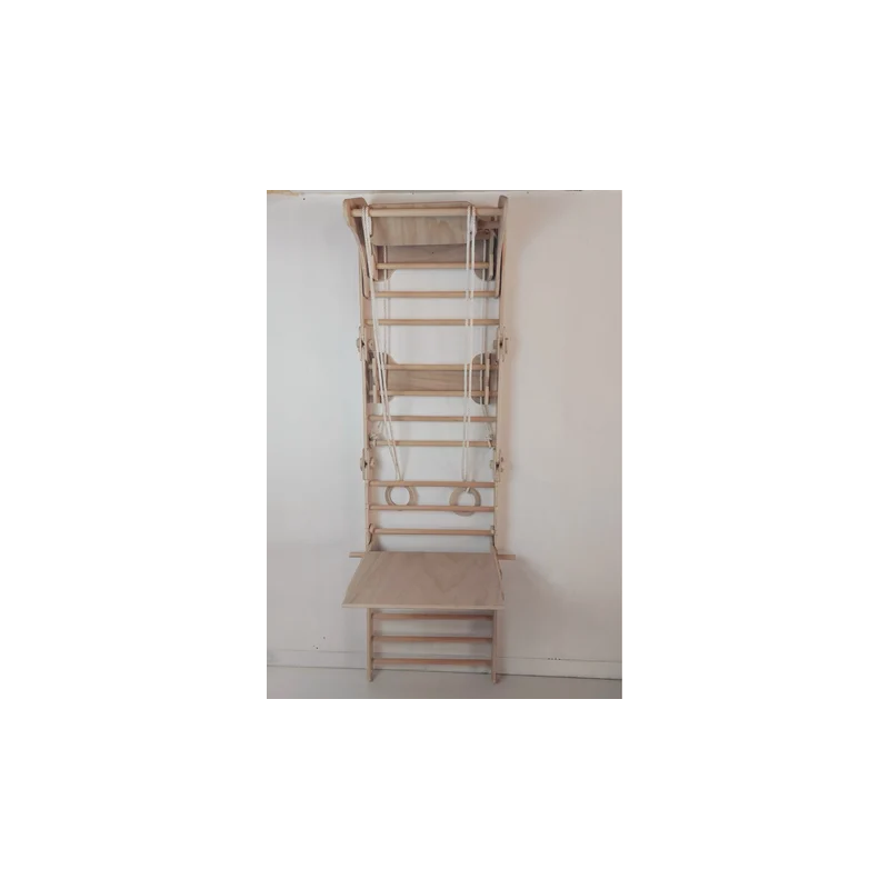 Estructura de escalada, escalera sueca infantil | Gimnasio Montessori