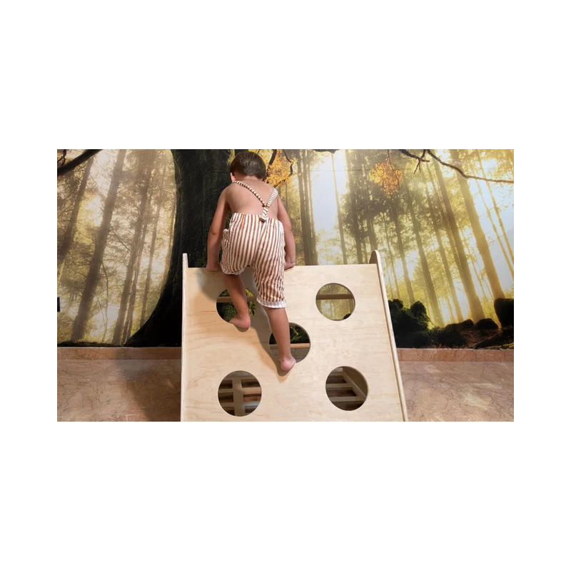 Cubo de escalada / triangulo de actividad infantil