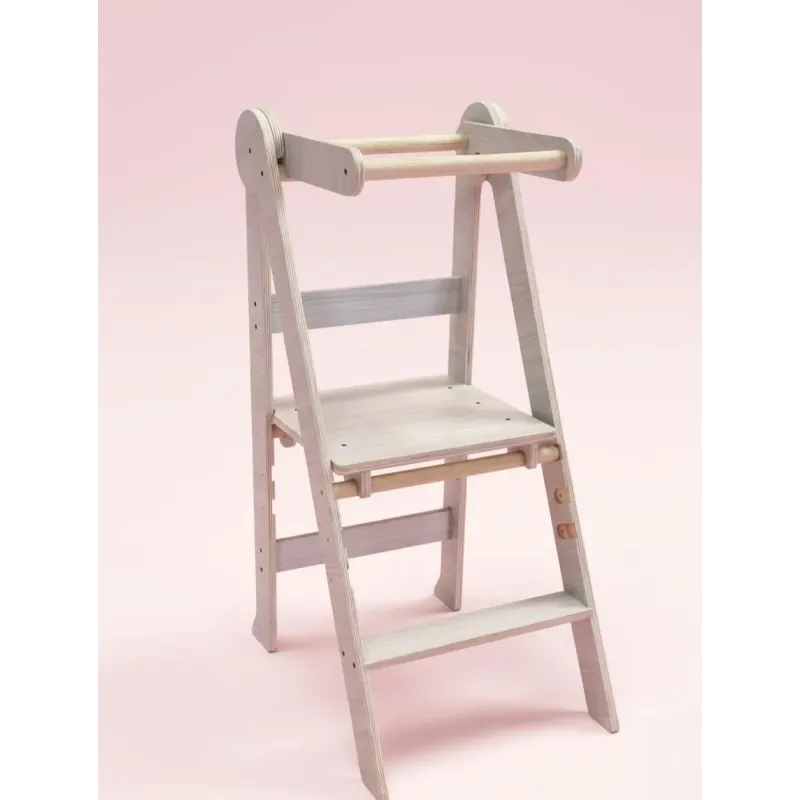 Torre regulable y plegable