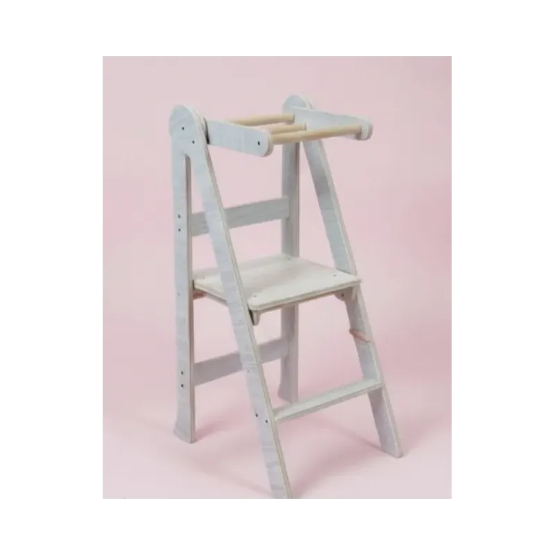 Torre regulable y plegable