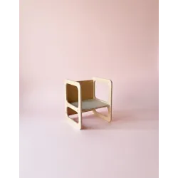 Silla infantil de madera Montessori