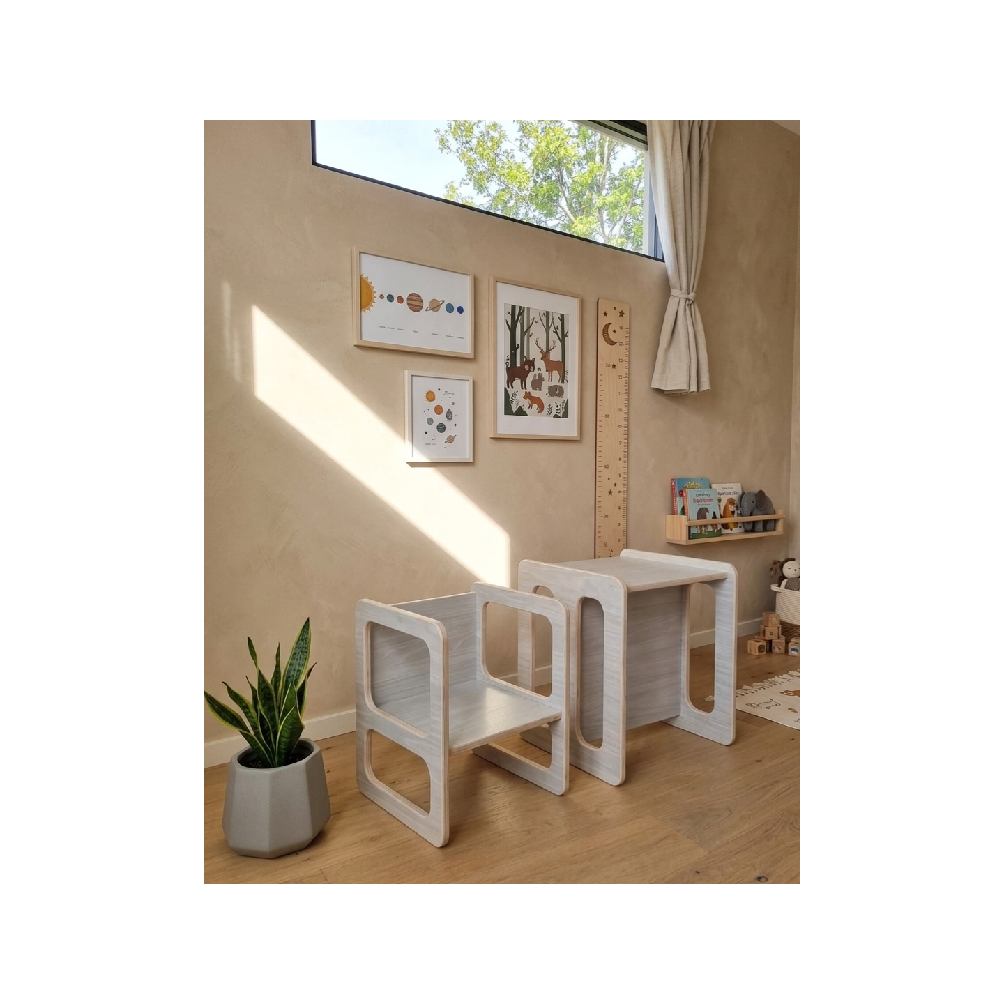 Conjunto Mesa y Silla Infantil  regulable Montessori